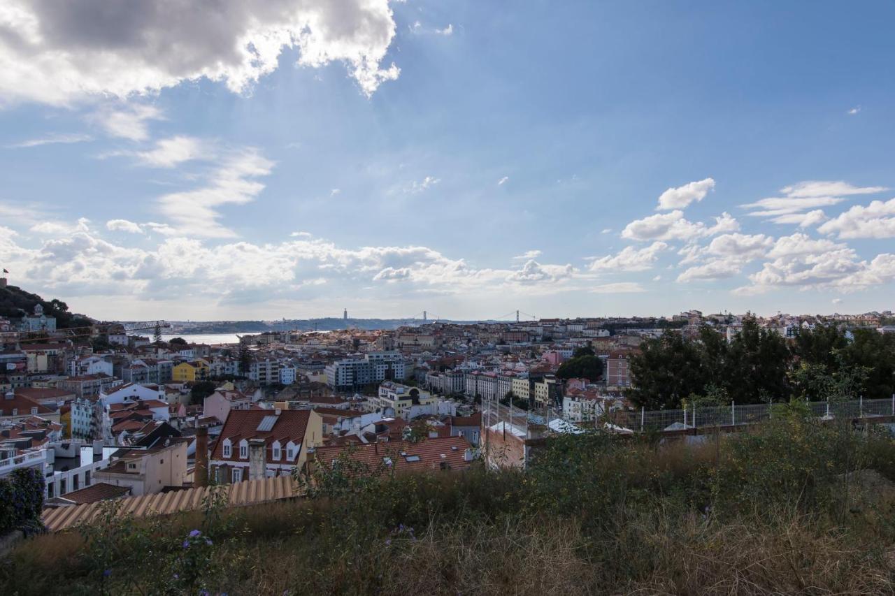 Lovelystay - Modern And Colourful Flat In The Heart Of Graca Lissabon Exterior foto